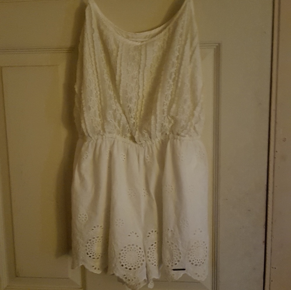 Cute white romper.